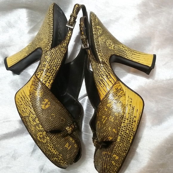 Vintage Prada Platform Lizard Peep Toe Embossed Leather Slingbacks 39 8.5 - Picture 3 of 11